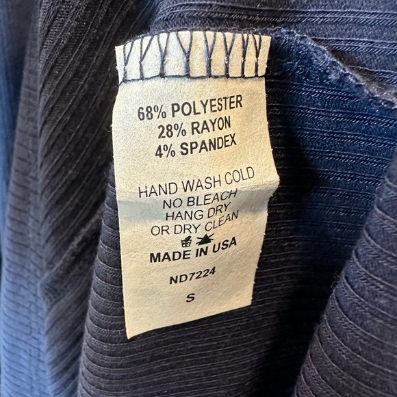 BRAND NEW ~ NEVER WORN ~ Navy Blue Ribbed Tiered Maternity Dress ~ Small ~ NWOT - Picture 7 of 7